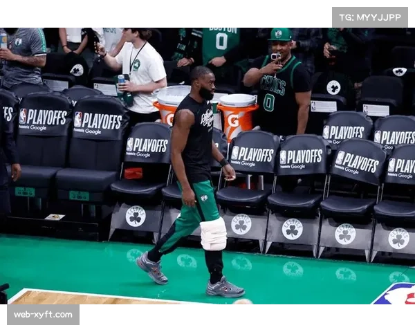 报道:为应对季后赛潜在对手,凯尔特人开始加练“点名单打”战术 报道:为应对季后赛潜在对手,凯尔特人开始加练“点名单打”战术